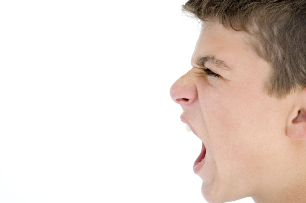 نحوه برخورد با دانش اموز  پرخاشگر